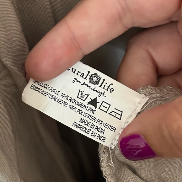 Natural Life Hannah Embroidered Smocked Jumpsuit SIZE SMALL - Picture 9 of 9